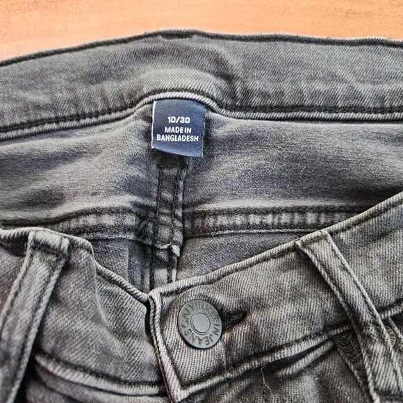 Calvin Klein High Rise Skinny Jeans - Picture 7 of 8